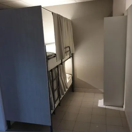 بيت شباب Porta Real No Bike Storage سانتياغو دي كومبوستيلا