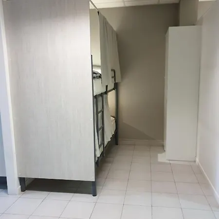 Porta Real No Bike Storage بيت شباب