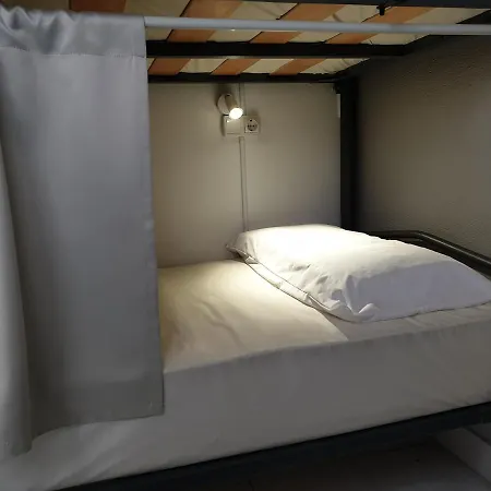 Porta Real Hostal