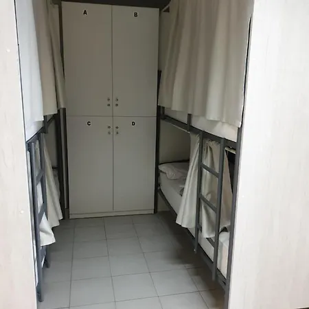 Porta Real No Bike Storage Hostel