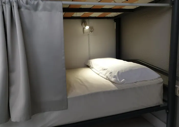 Porta Real No Bike Storage Hostel