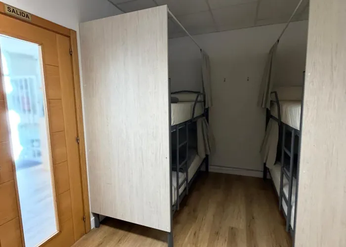 Porta Real No Bike Storage Auberge de jeunesse Saint-Jacques-de-Compostelle